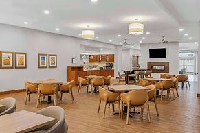 Homewood Suites by Hilton Winnipeg Airport-Polo Park, MB