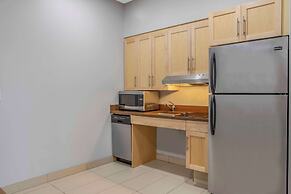 Homewood Suites by Hilton Winnipeg Airport-Polo Park, MB