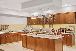 Homewood Suites by Hilton Winnipeg Airport-Polo Park, MB