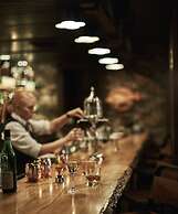 The Pontchartrain Hotel