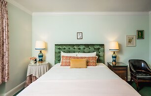 The Pontchartrain Hotel