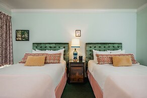 The Pontchartrain Hotel