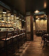 The Pontchartrain Hotel