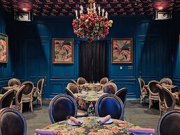 The Pontchartrain Hotel