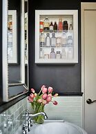 The Pontchartrain Hotel