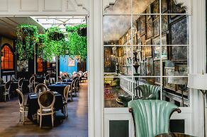 The Pontchartrain Hotel