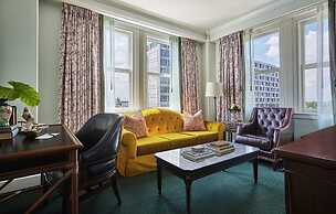 The Pontchartrain Hotel