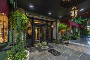 The Pontchartrain Hotel