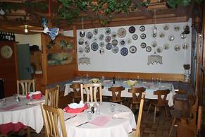 Albergo Ristorante La Baita