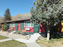 Yellowstone Gateway Inn