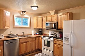 Yellowstone Gateway Inn