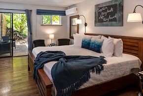 Sheridan House Inn - Adult Only