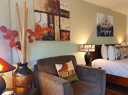 Sheridan House Inn - Adult Only