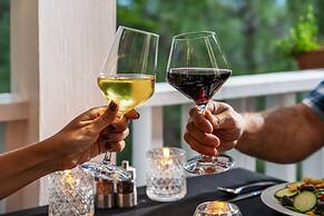 Sheridan House Inn - Adult Only