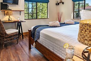 Sheridan House Inn - Adult Only