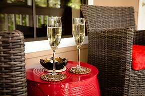 Sheridan House Inn - Adult Only