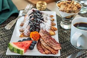 Sheridan House Inn - Adult Only