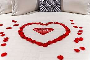 Sheridan House Inn - Adult Only