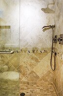 Sheridan House Inn - Adult Only