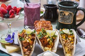 Sheridan House Inn - Adult Only