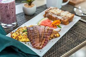 Sheridan House Inn - Adult Only