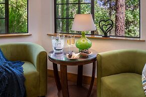 Sheridan House Inn - Adult Only