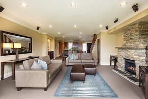 Platinum Queenstown Villas