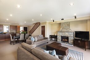 Platinum Queenstown Villas