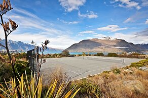 Platinum Queenstown Villas