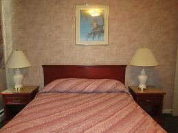 Tropicana Suite Hotel