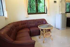 Baan Saensook Villas