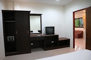 Baan Saensook Villas