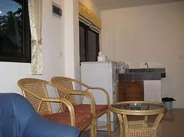 Baan Saensook Villas