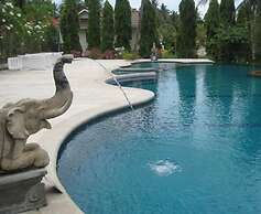 Baan Saensook Villas