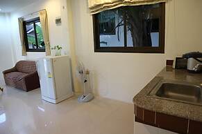 Baan Saensook Villas