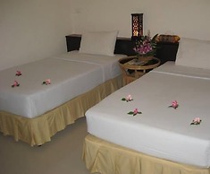 Baan Saensook Villas