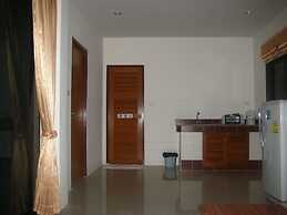 Baan Saensook Villas