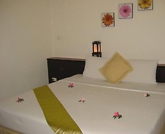 Baan Saensook Villas