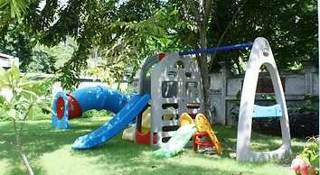 Baan Saensook Villas