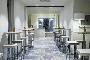 Jump INN Hotel Belgrade