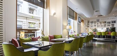 Jump INN Hotel Belgrade