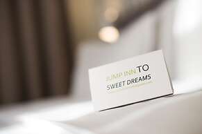 Jump INN Hotel Belgrade