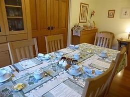Liongate House