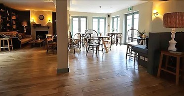 Bel & The Dragon Churt