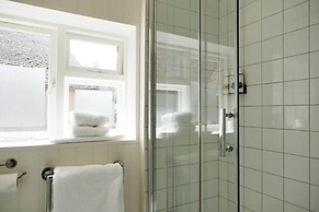 Bel & The Dragon Churt