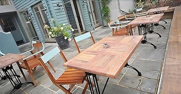 Bel & The Dragon Churt