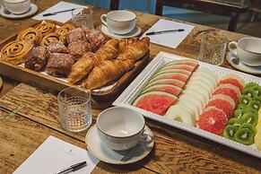 Bel & The Dragon Churt