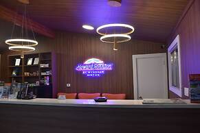 Howard Johnson by Wyndham Hinton