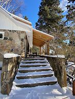 Kan-à-Mouche Pourvoirie Auberge et Chalets