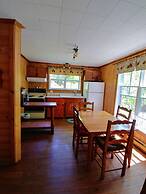 Kan-à-Mouche Pourvoirie Auberge et Chalets